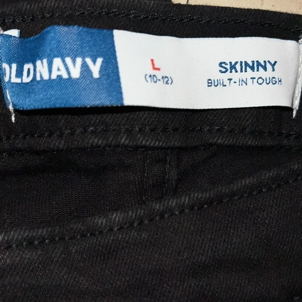 Old Navy skinny jeans. Black. L(10/12). NWT